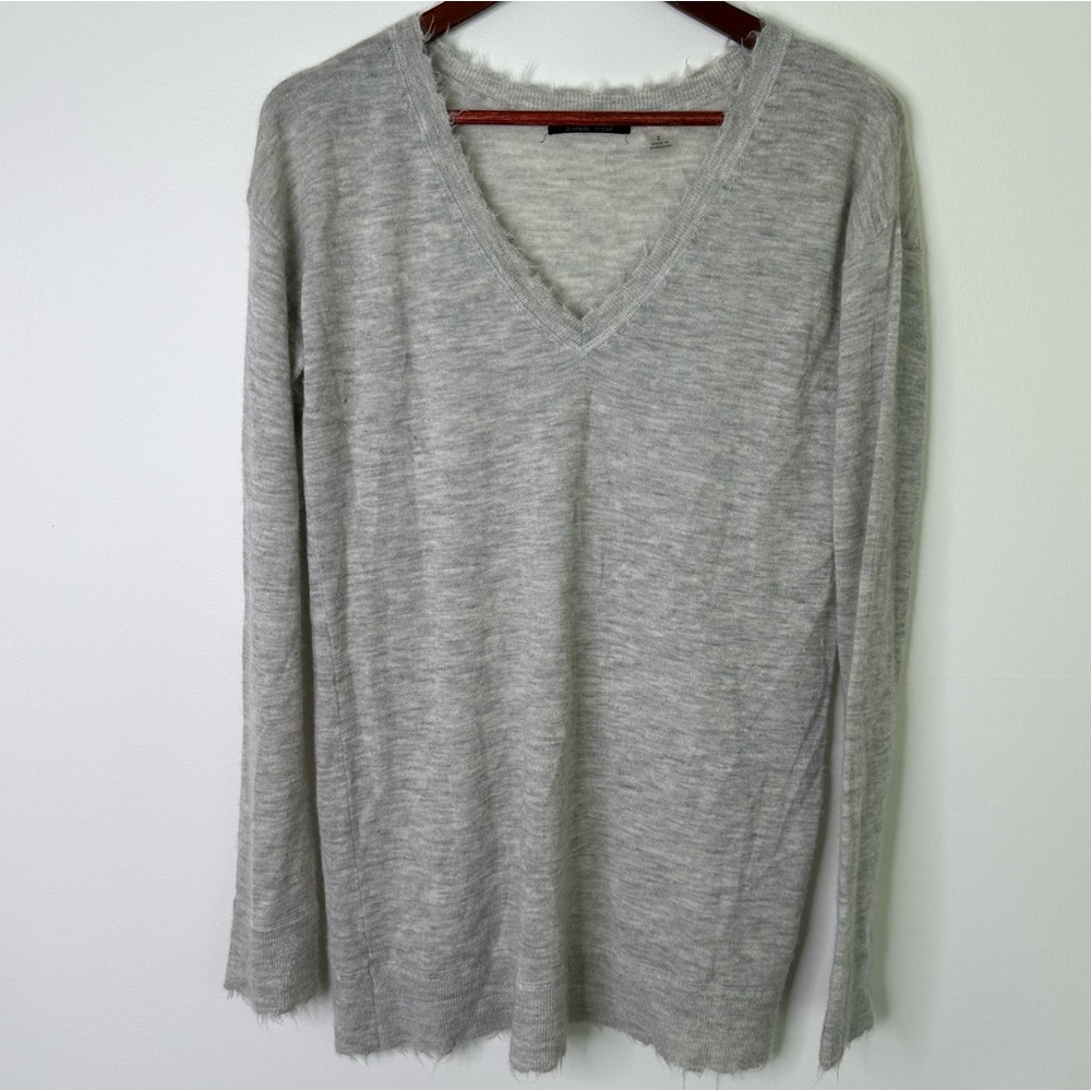 Brazeau Tricot 100% Cashmere Grey V-Neck Sweater Size 2/Small